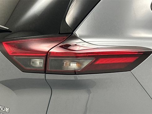 Certified 2023 Nissan Rogue Platinum w/ Platinum Premium Package image 24