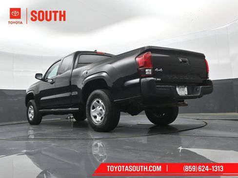 Used 2019 Toyota Tacoma SR image 35