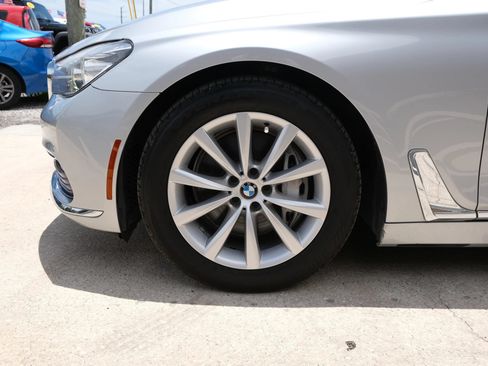 Used 2016 BMW 740i RWD image 15