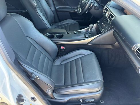 Used 2015 Lexus IS 350 w/ F-Sport Package RWD image 11