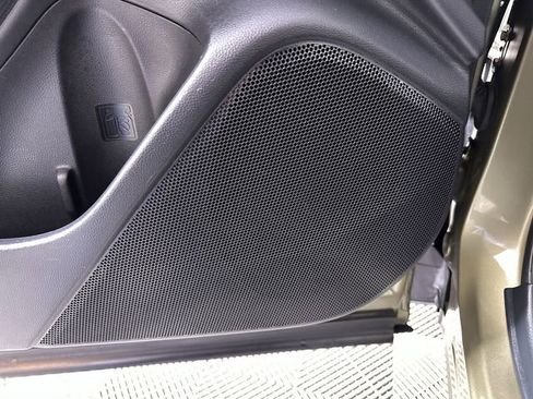 Used 2023 Subaru Forester Premium image 25