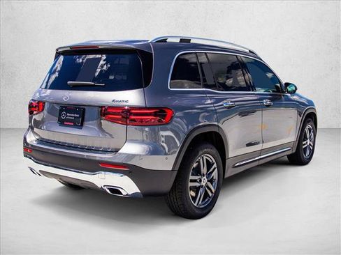 New 2026 Mercedes-Benz GLB 250 4MATIC image 5