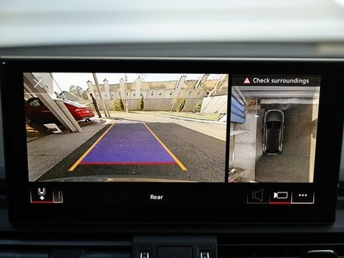 Used 2025 Audi Q5 2.0T Premium Plus w/ Premium Plus Package image 37