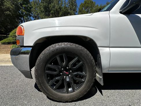 Used 2002 GMC Sierra 1500 2WD Extended Cab image 12