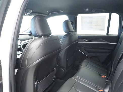 New 2026 Jeep Grand Cherokee Limited AWD/4WD image 20