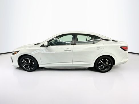 Used 2025 Nissan Sentra SV FWD image 4