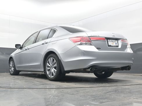 Used 2012 Honda Accord EX-L image 25