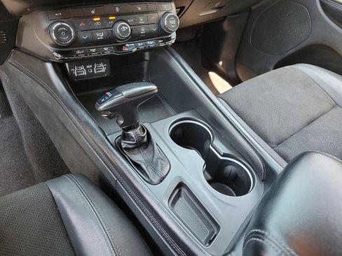 Used 2022 Dodge Durango GT image 14