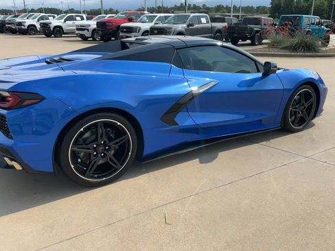Used 2022 Chevrolet Corvette Stingray Premium Conv w/ Battery Protection Package RWD image 9