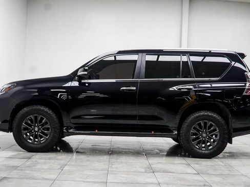 Used 2023 Lexus GX 460 Premium AWD/4WD image 12