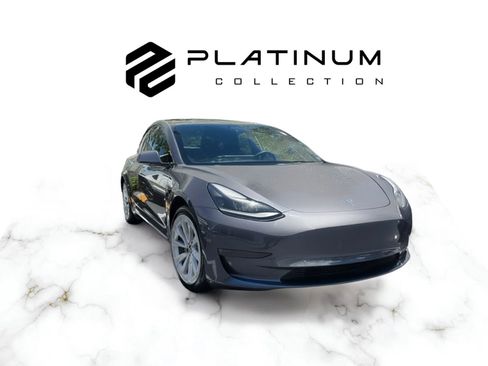 Used 2023 Tesla Model 3 Standard Range RWD image 1