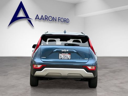 Used 2024 Kia Niro EX FWD image 5