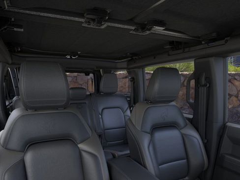New 2025 Ford Bronco Outer Banks image 12