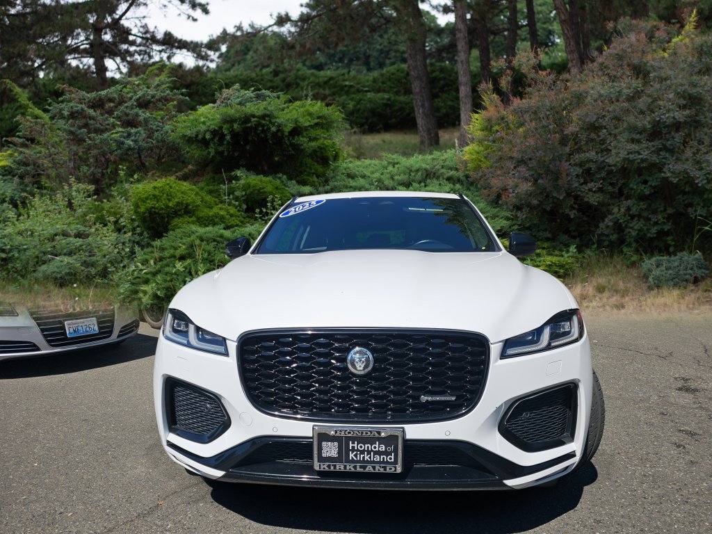 Used 2025 Jaguar F-PACE R-Dynamic S AWD/4WD image 37