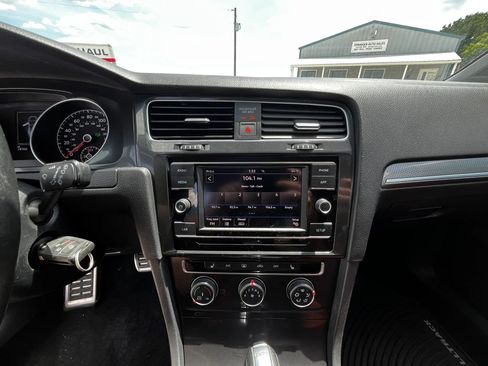 Used 2019 Volkswagen Golf Alltrack S AWD/4WD image 18