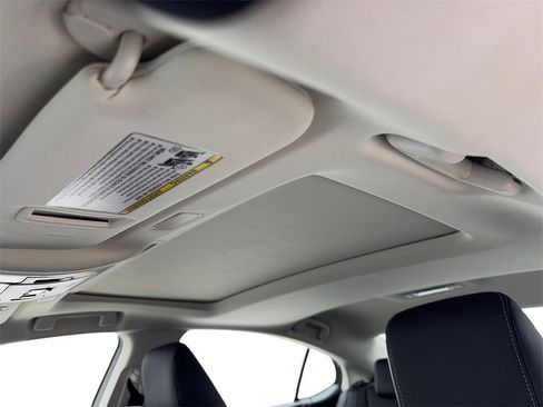 Used 2024 Lexus ES 350 image 66