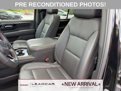Used 2025 Chevrolet Tahoe RST w/ Comfort Package AWD/4WD image 28