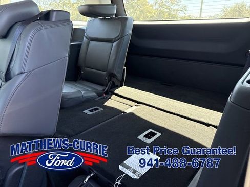 New 2026 Ford Expedition Active RWD image 12