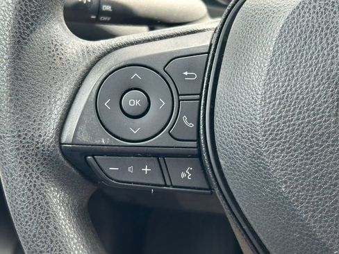 Used 2023 Toyota RAV4 LE FWD image 31