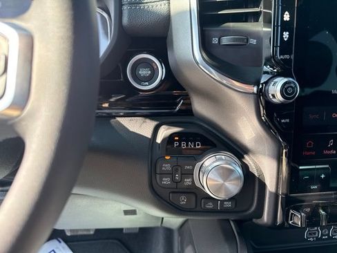 New 2026 RAM 1500 Laramie AWD/4WD image 23