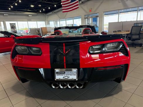 Used 2015 Chevrolet Corvette Z06 w/ 3LZ Preferred Equipment Group RWD image 5