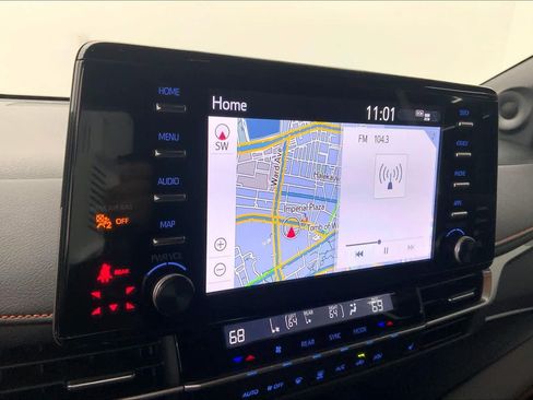 Used 2024 Toyota Sienna XSE image 23