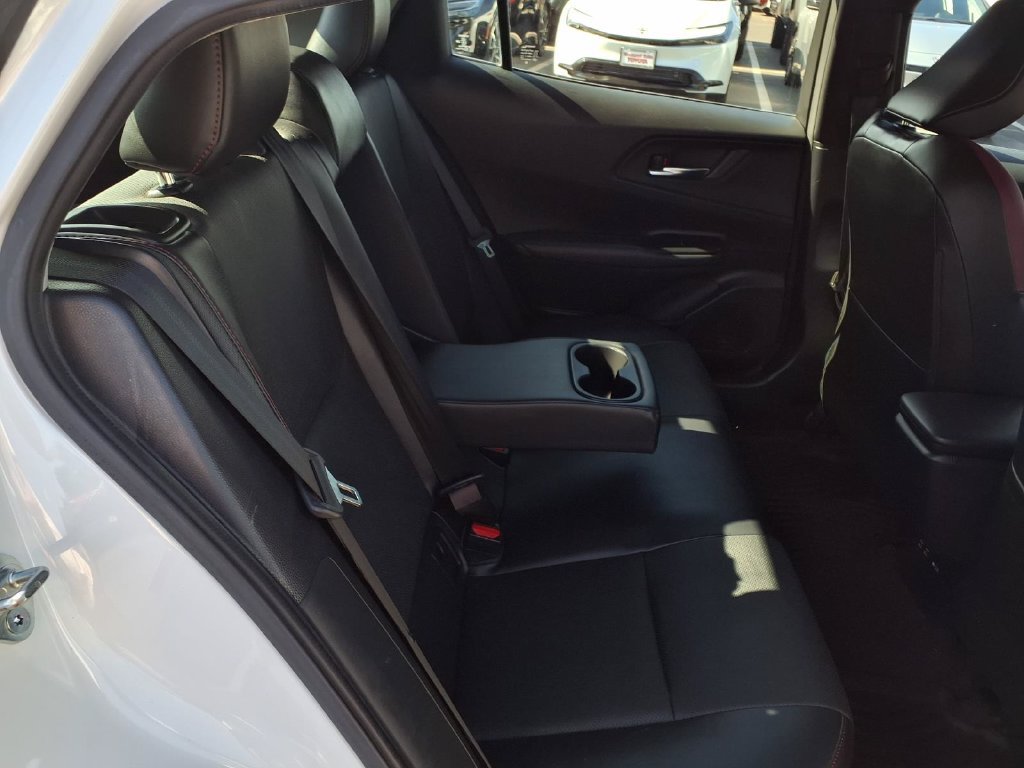 Certified 2023 Toyota Prius Prime Premium FWD image 33