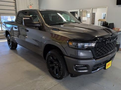 New 2026 RAM 1500 4x4 Crew Cab image 5