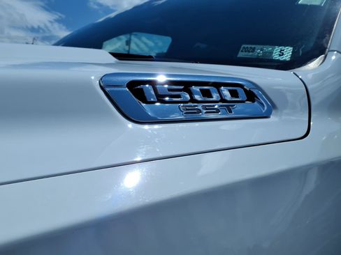 Used 2025 RAM 1500 Big Horn AWD/4WD image 11