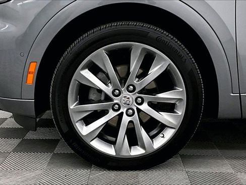 Used 2023 Buick Envision Avenir image 9