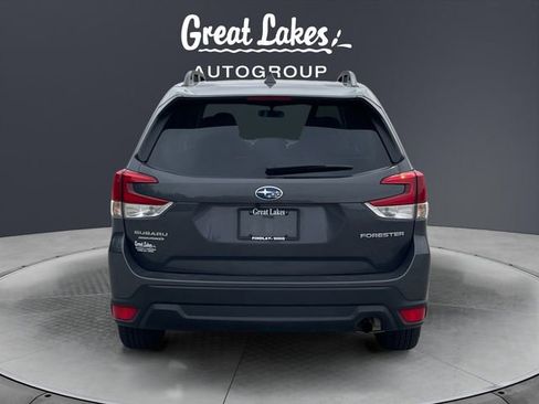 Used 2023 Subaru Forester Premium AWD/4WD image 4