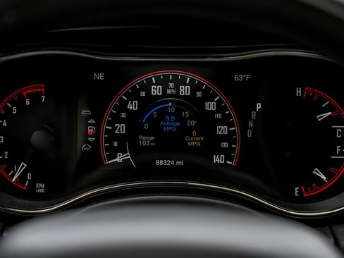 Used 2020 Dodge Durango R/T w/ Blacktop Package RWD image 29