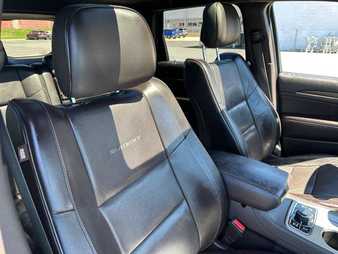 Used 2014 Jeep Grand Cherokee Summit AWD/4WD image 21