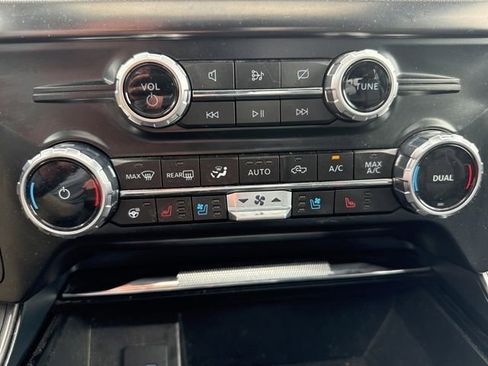 Used 2024 Ford F150 Lariat AWD/4WD image 15