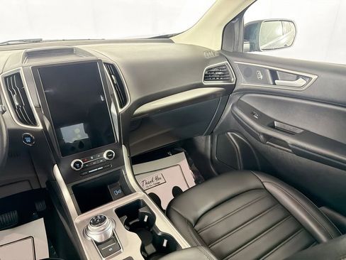 Used 2024 Ford Edge SEL w/ Convenience Package image 22