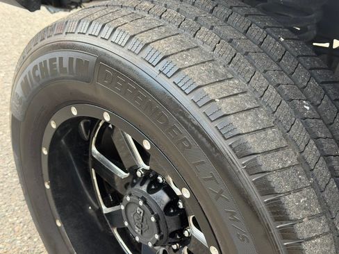 Used 2006 Ford F250 XLT AWD/4WD image 13