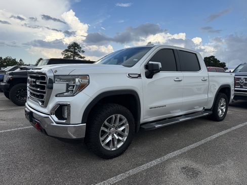 Used 2019 GMC Sierra 1500 SLT AWD/4WD image 4