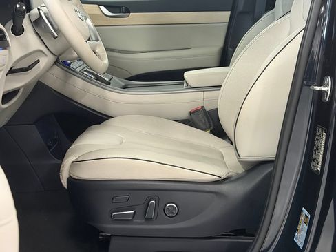 Used 2024 Hyundai Palisade Limited AWD/4WD image 12