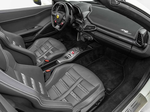 Certified 2014 Ferrari 458 Spider image 34