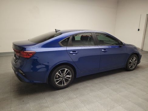 Used 2022 Kia Forte LXS FWD image 10