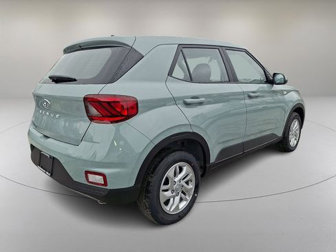 New 2026 Hyundai Venue SE image 7