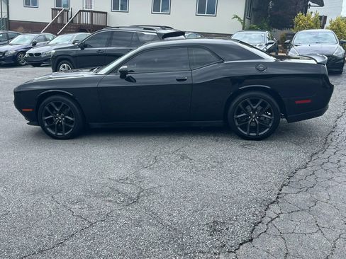 Used 2020 Dodge Challenger SXT w/ Blacktop Package RWD image 3