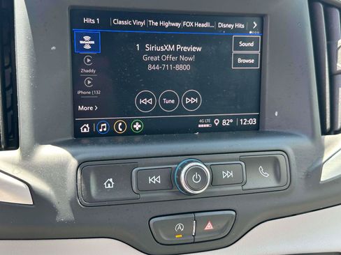 Used 2023 GMC Terrain SLE w/ Driver Convenience Package AWD/4WD image 25