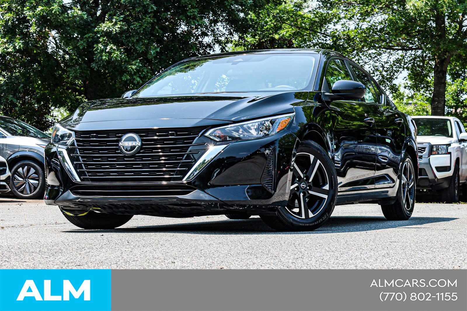 Used 2024 Nissan Sentra SV FWD image 2