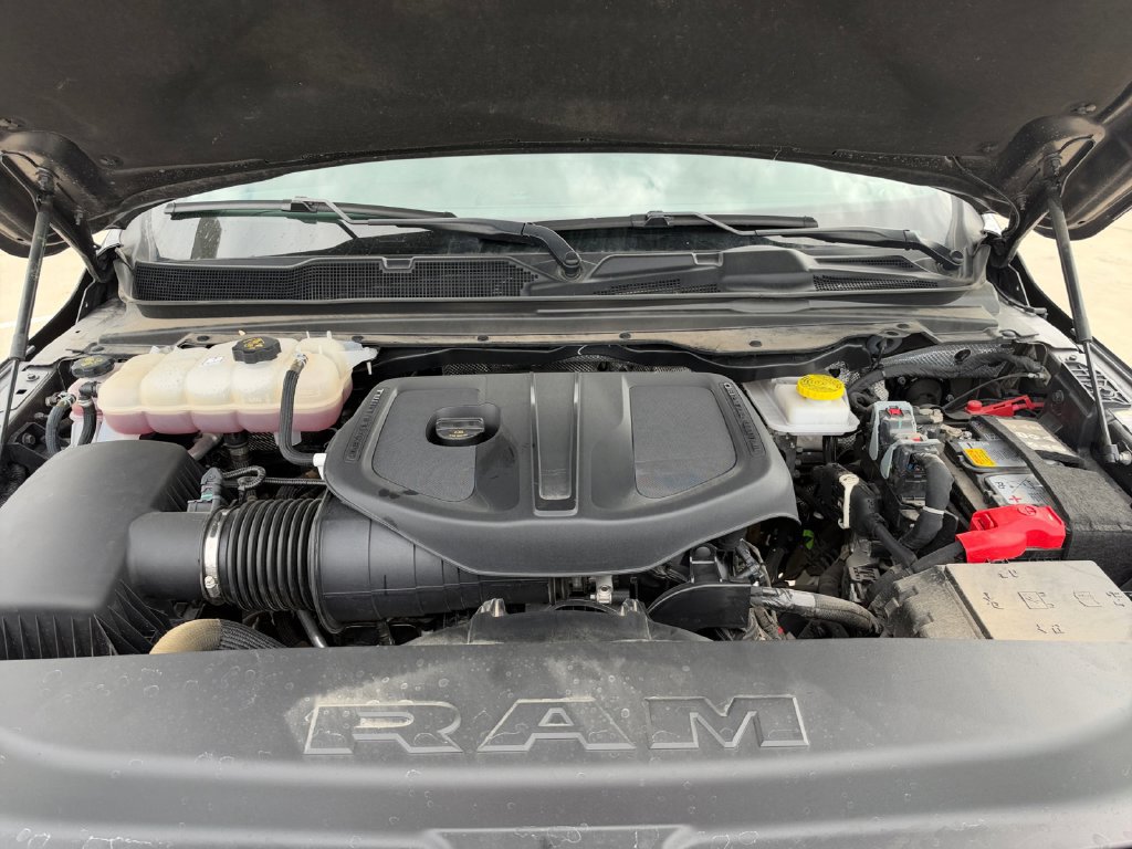 Used 2025 RAM 1500 Big Horn AWD/4WD image 19