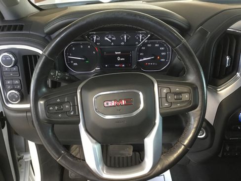 Used 2021 GMC Sierra 3500 SLE w/ SLE Convenience Package image 9