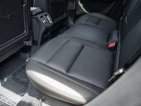 New 2026 Volvo XC40 B5 Plus w/ Protection Package Premier AWD/4WD image 34