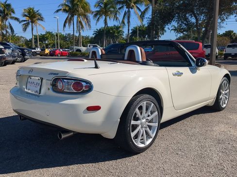 Used 2008 MAZDA MX-5 Miata Grand Touring image 5