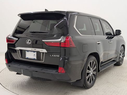 Used 2020 Lexus LX 570 4WD w/ Luxury Package image 9