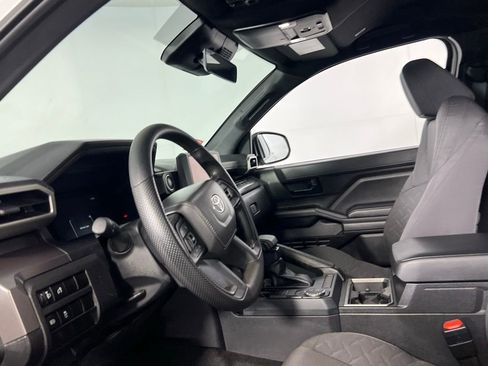 Used 2025 Toyota Tacoma SR5 image 22